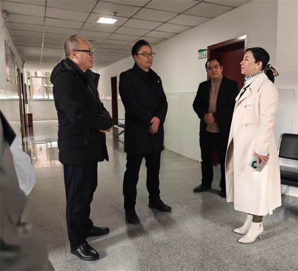 达州市卫生健康委副主任张丽莅临开江县淙城街道社区卫生服务中心调研指导