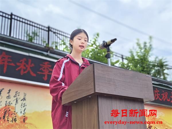 学生代表发言_看图王.jpg 学生代表发言_看图王.jpg