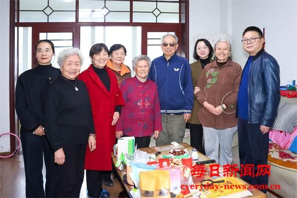 巴州区第四小学：九九重阳暖 殷殷阳初情